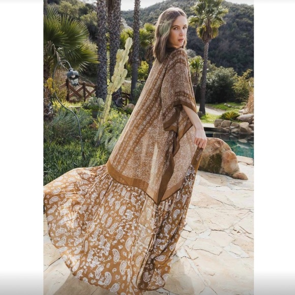 Boutique Branded Accessories - GO YOUR OWN WAY Cocoa Brown Paisley Floral Print Boho Kimono Cardi